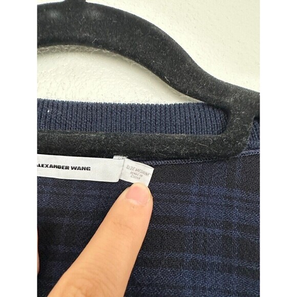 T by Alexander Wang Merino Wool V Neck Sweater Navy Blue Plaid Back Size Medium - Picture 6 of 10